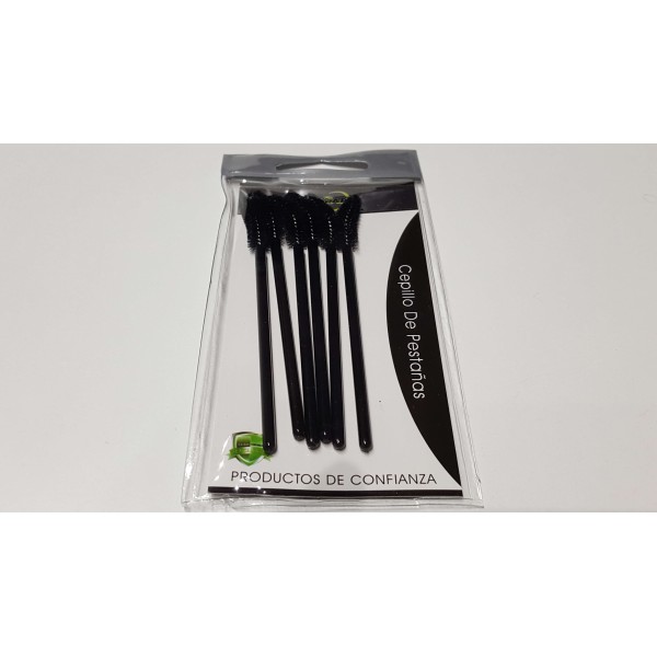 Set of 6 brushes for eyelashes